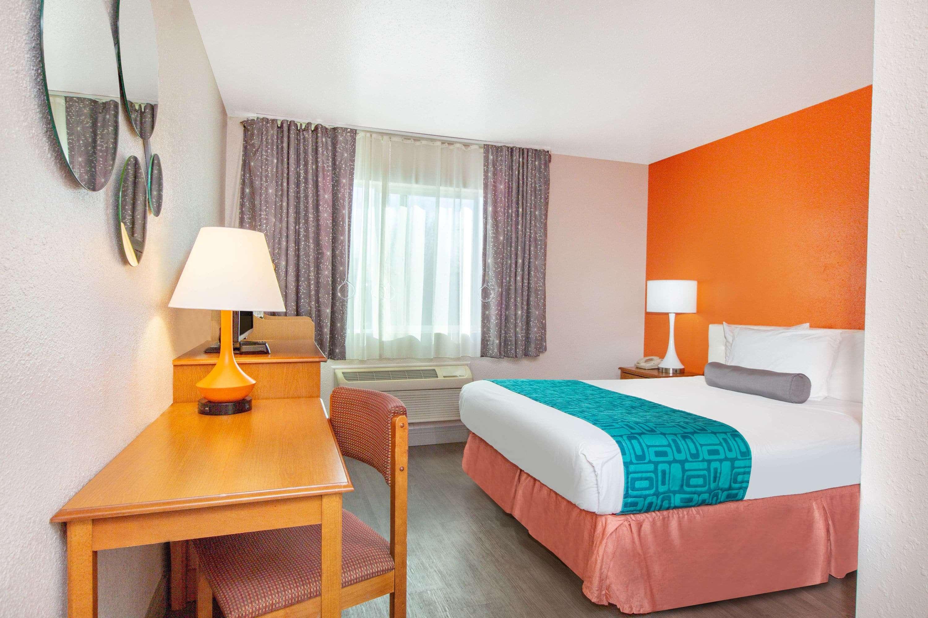 Howard Johnson By Wyndham Salem Esterno foto