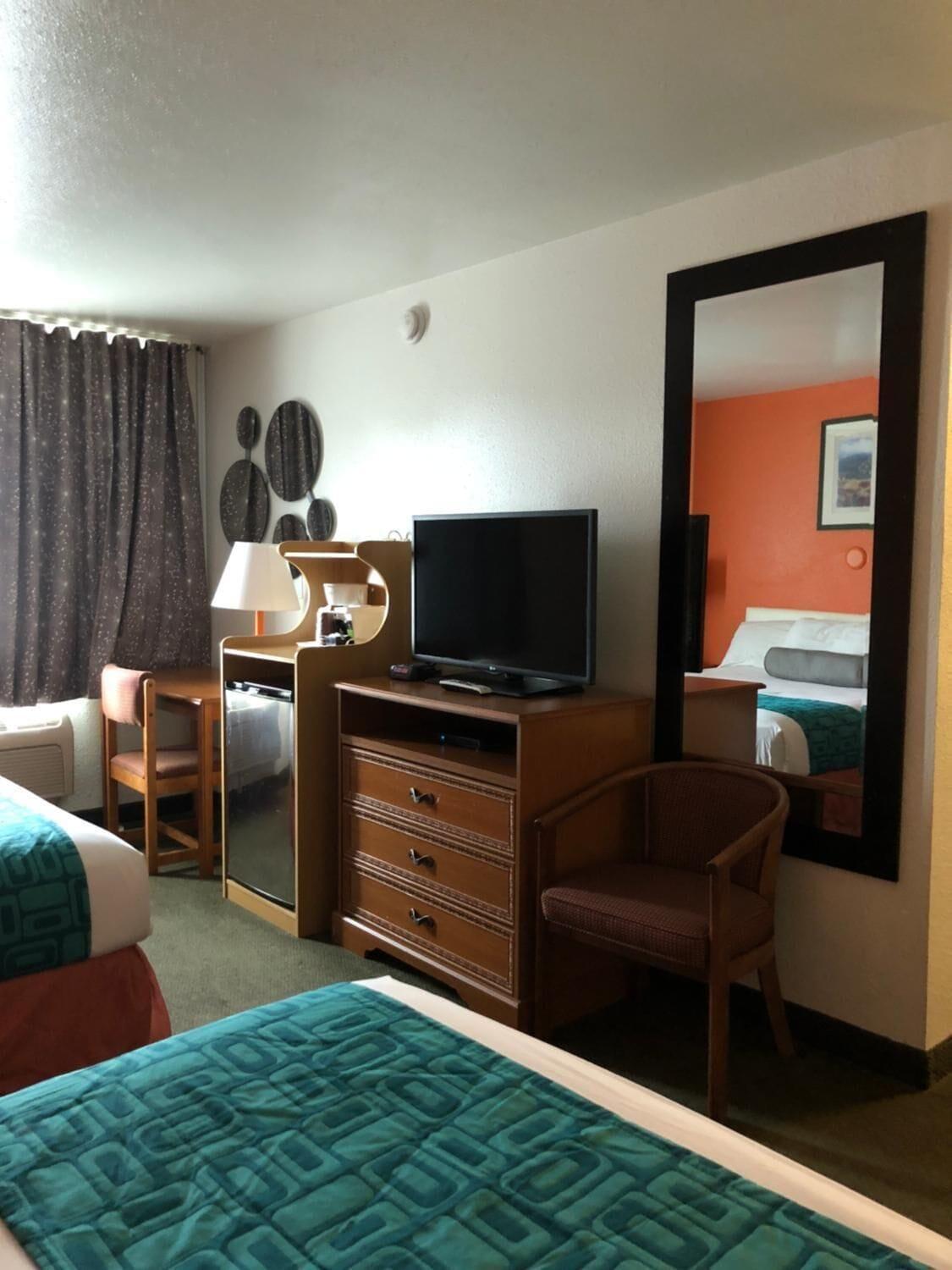 Howard Johnson By Wyndham Salem Esterno foto